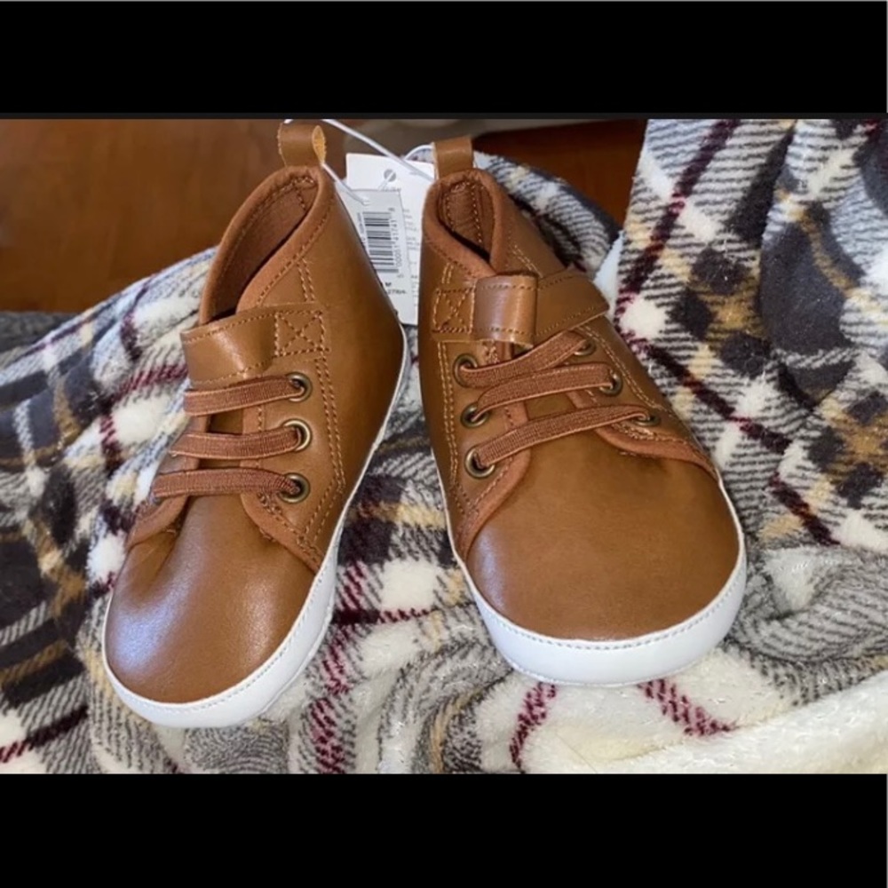 Soft bottom baby boy shoes